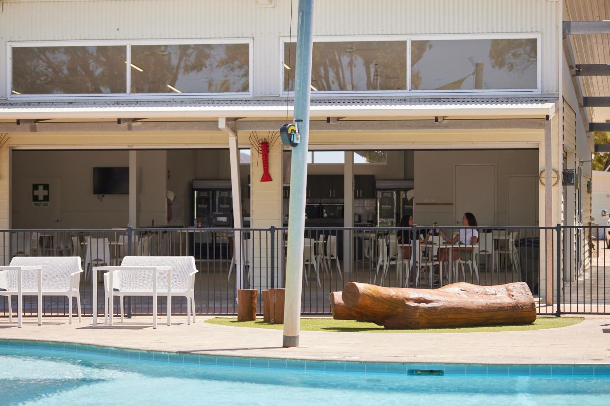 RAC Cervantes Holiday Park Buitenkant foto